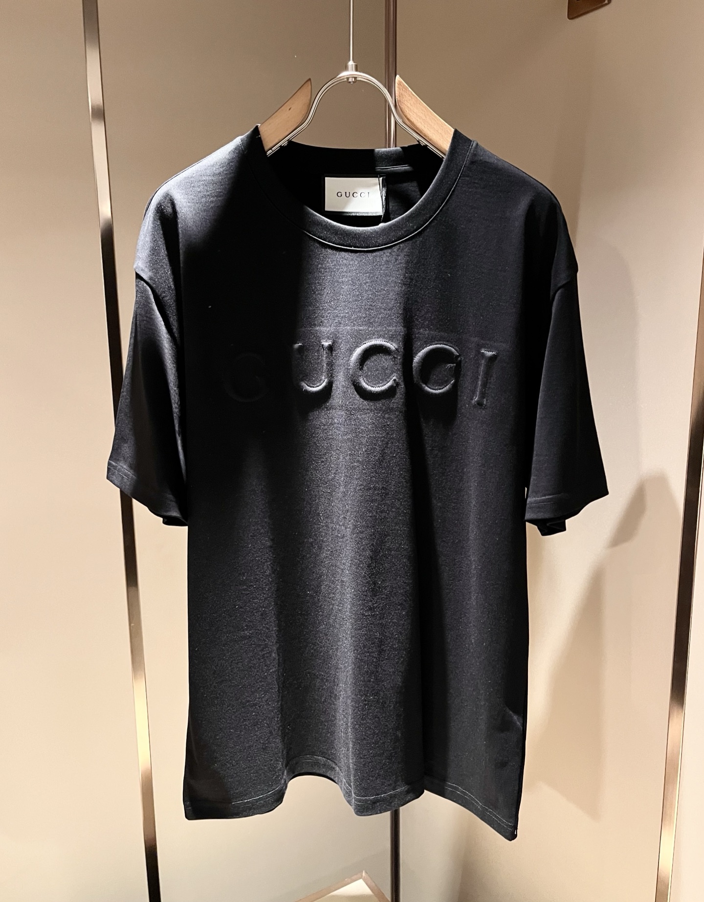 Gucc*古家 2026春夏新款男女同情侣款👫休闲宽松棉质圆领短袖T恤衫！贸易公司渠道稀出，同步官网发售