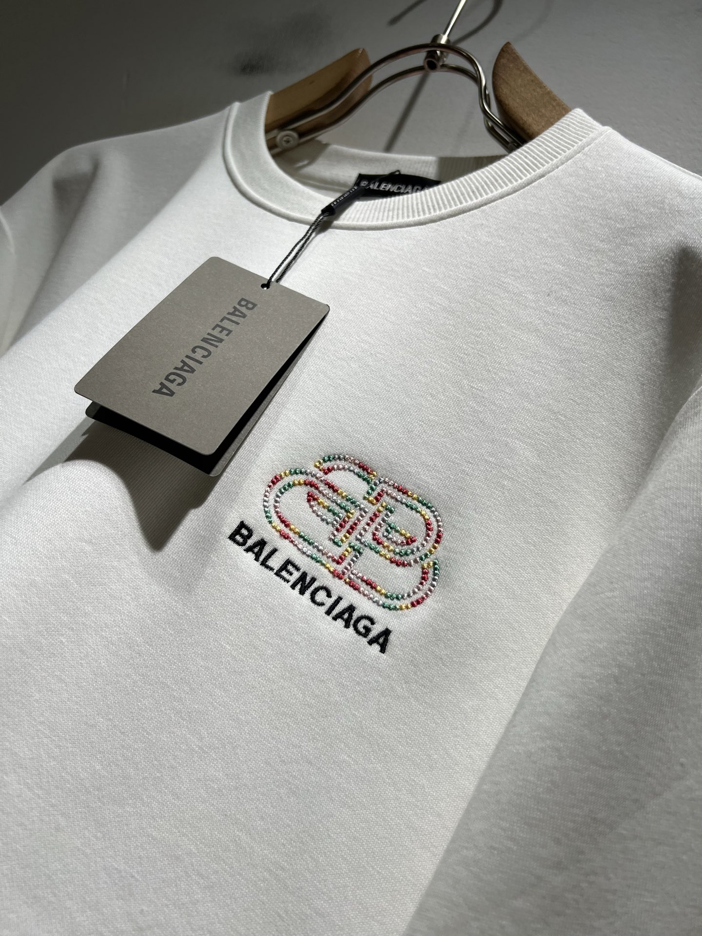 BALENCIA*巴黎*家 2026春夏最新款百搭卫衣，男女同款👫❤️经典标志图案字母logo图案刺绣工