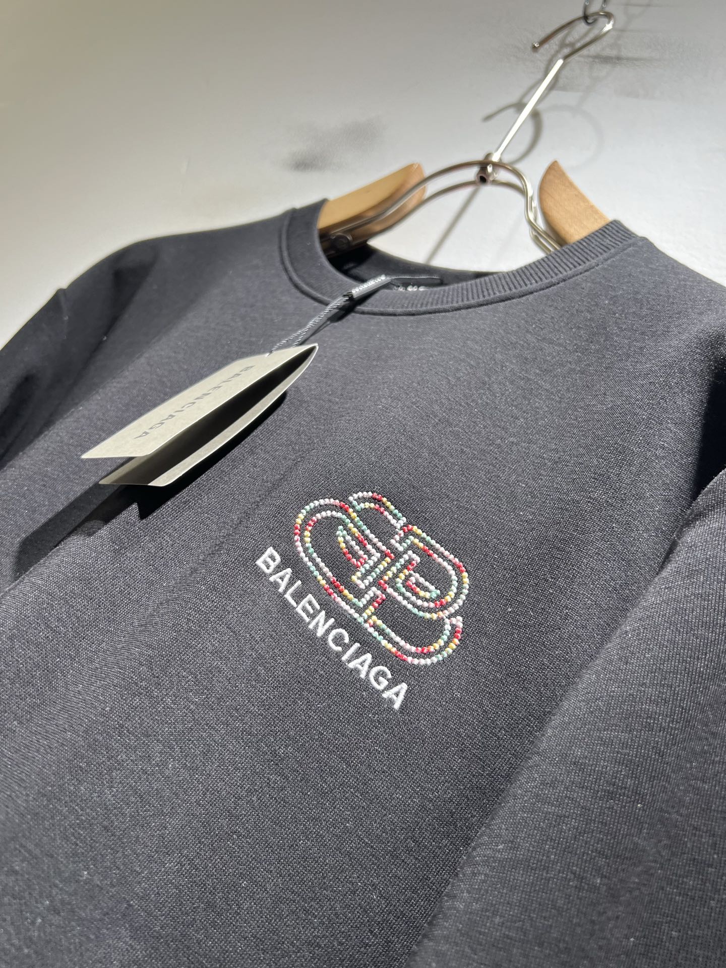 BALENCIA*巴黎*家 2026春夏最新款百搭卫衣，男女同款👫❤️经典标志图案字母logo图案刺绣工