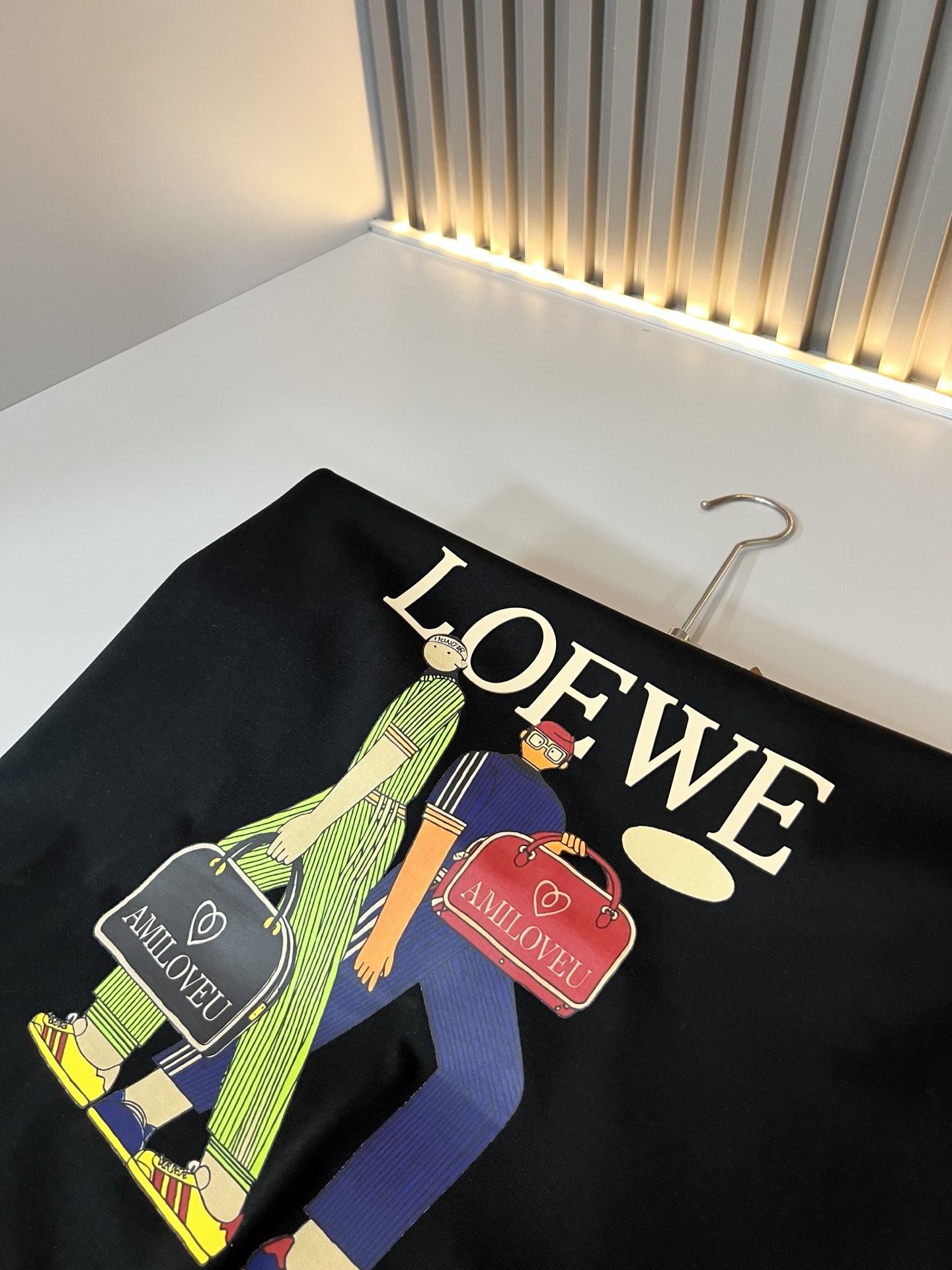 LOE*WE罗*威 2026春夏新款男女同款👫短袖T恤，意大利原厂订单渠道，极具个性高级风，标志logo
