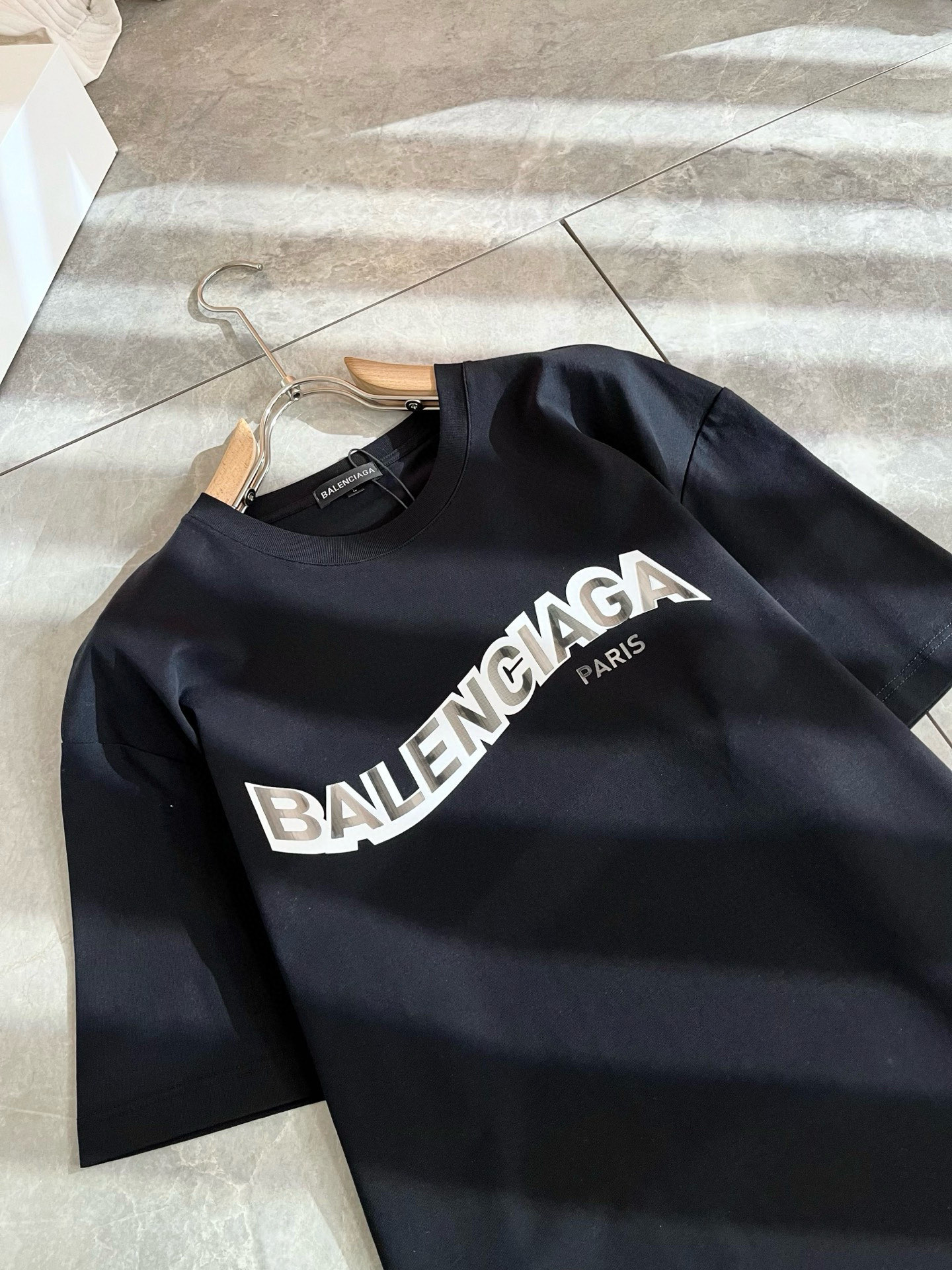 BALENCIA*巴黎*家 2026春夏新款男女同情侣款👫休闲宽松棉质圆领短袖T恤衫！贸易公司渠道稀出，