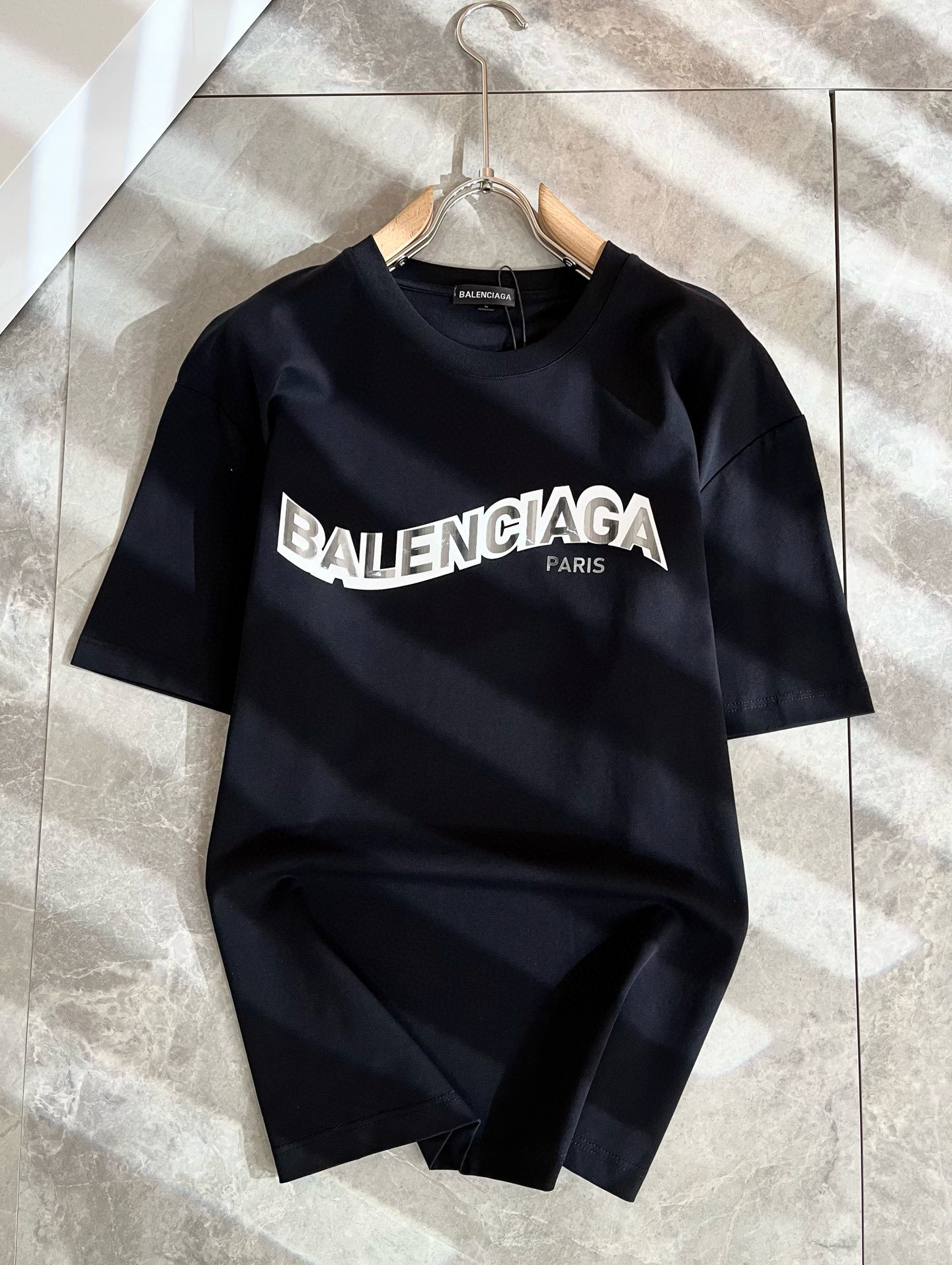 BALENCIA*巴黎*家 2026春夏新款男女同情侣款👫休闲宽松棉质圆领短袖T恤衫！贸易公司渠道稀出，