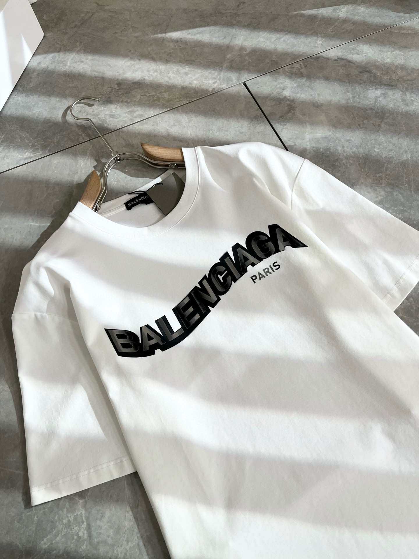 BALENCIA*巴黎*家 2026春夏新款男女同情侣款👫休闲宽松棉质圆领短袖T恤衫！贸易公司渠道稀出，