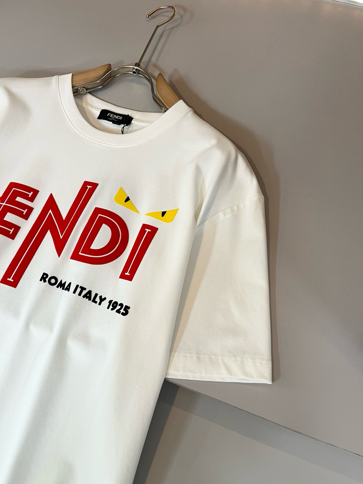 FEN*I 芬*迪2026春夏新款FD家族FF男女同款👫短袖T恤，男女同款👫百搭极简短袖。意大利原厂订单