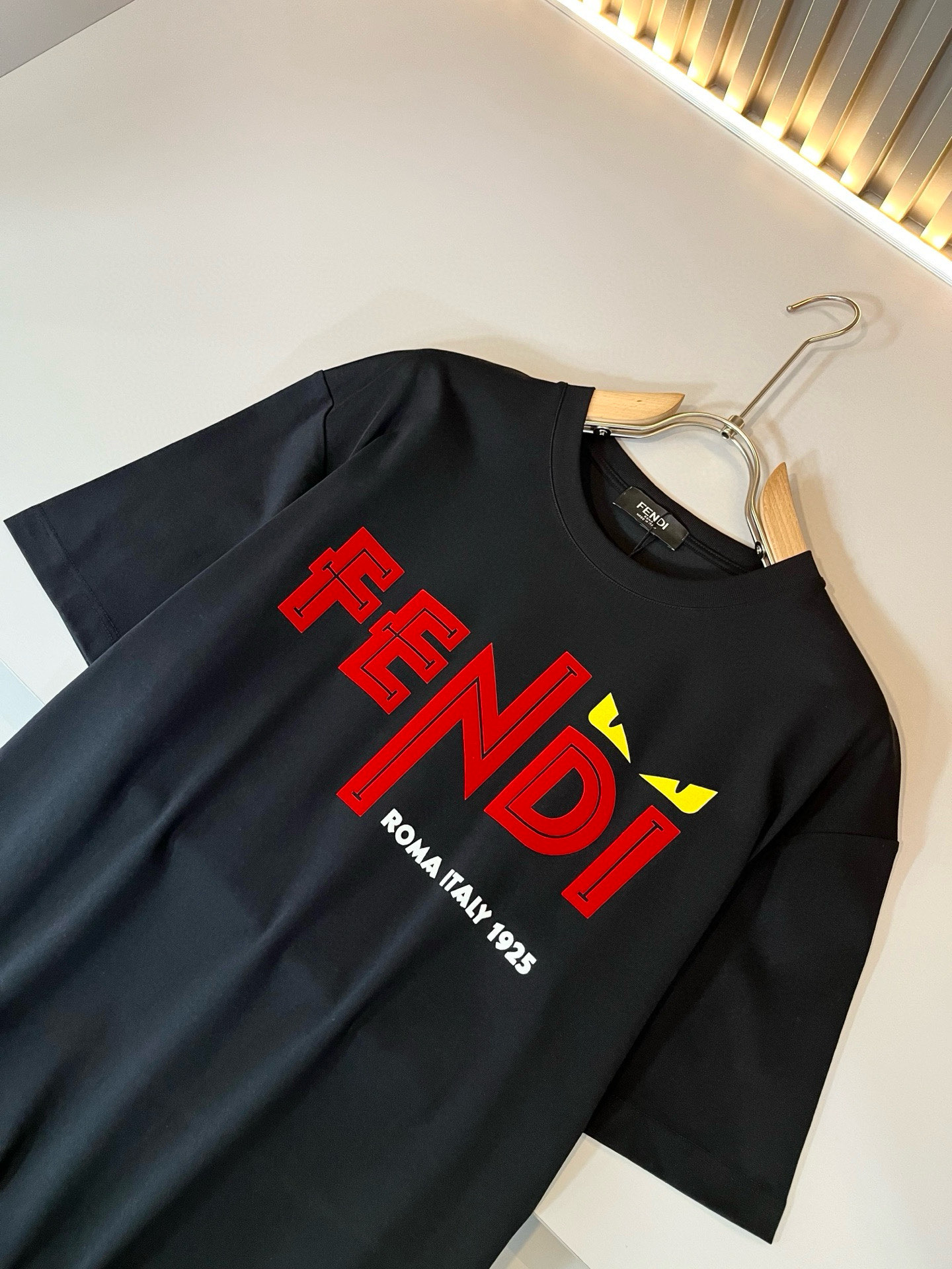 FEN*I 芬*迪2026春夏新款FD家族FF男女同款👫短袖T恤，男女同款👫百搭极简短袖。意大利原厂订单