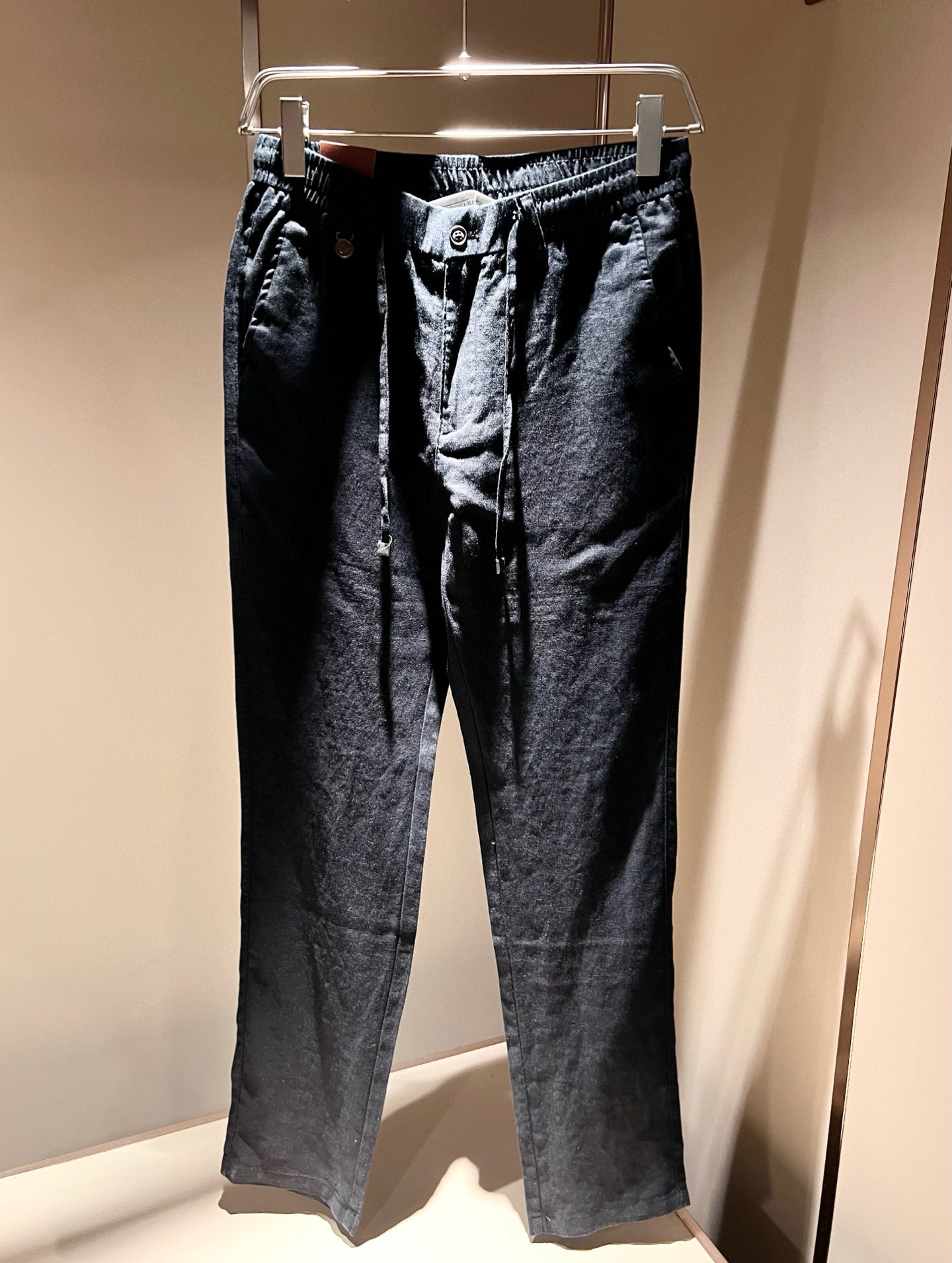 loro Piana诺悠翩雅 2026春夏男士套装，最新的贸易订单全品相！！网红款！上身舒适透气，不僵硬