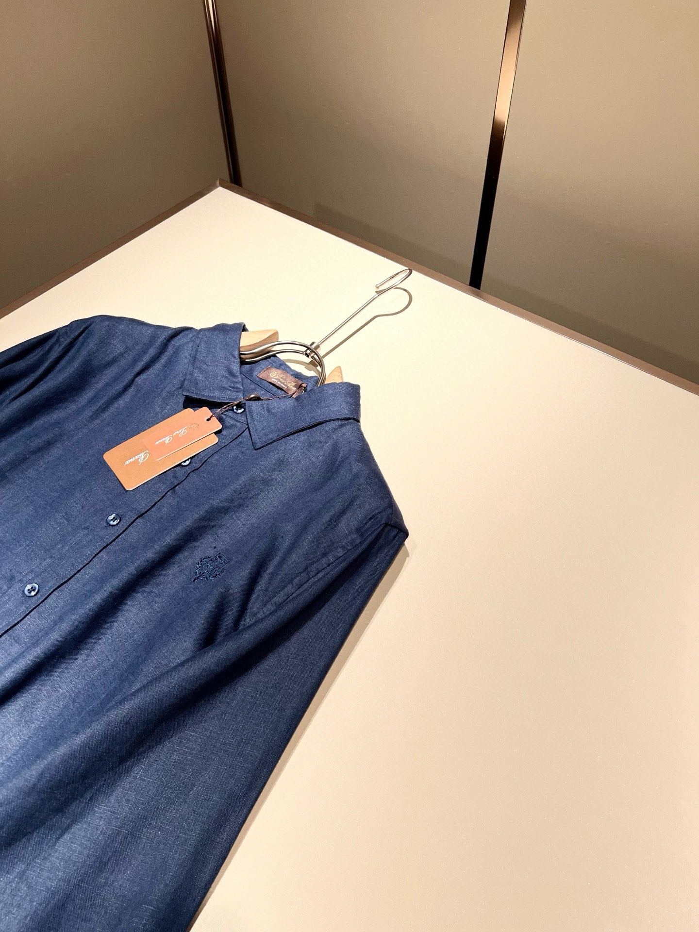 loro Piana诺悠翩雅 2026春夏男士套装，最新的贸易订单全品相！！网红款！上身舒适透气，不僵硬