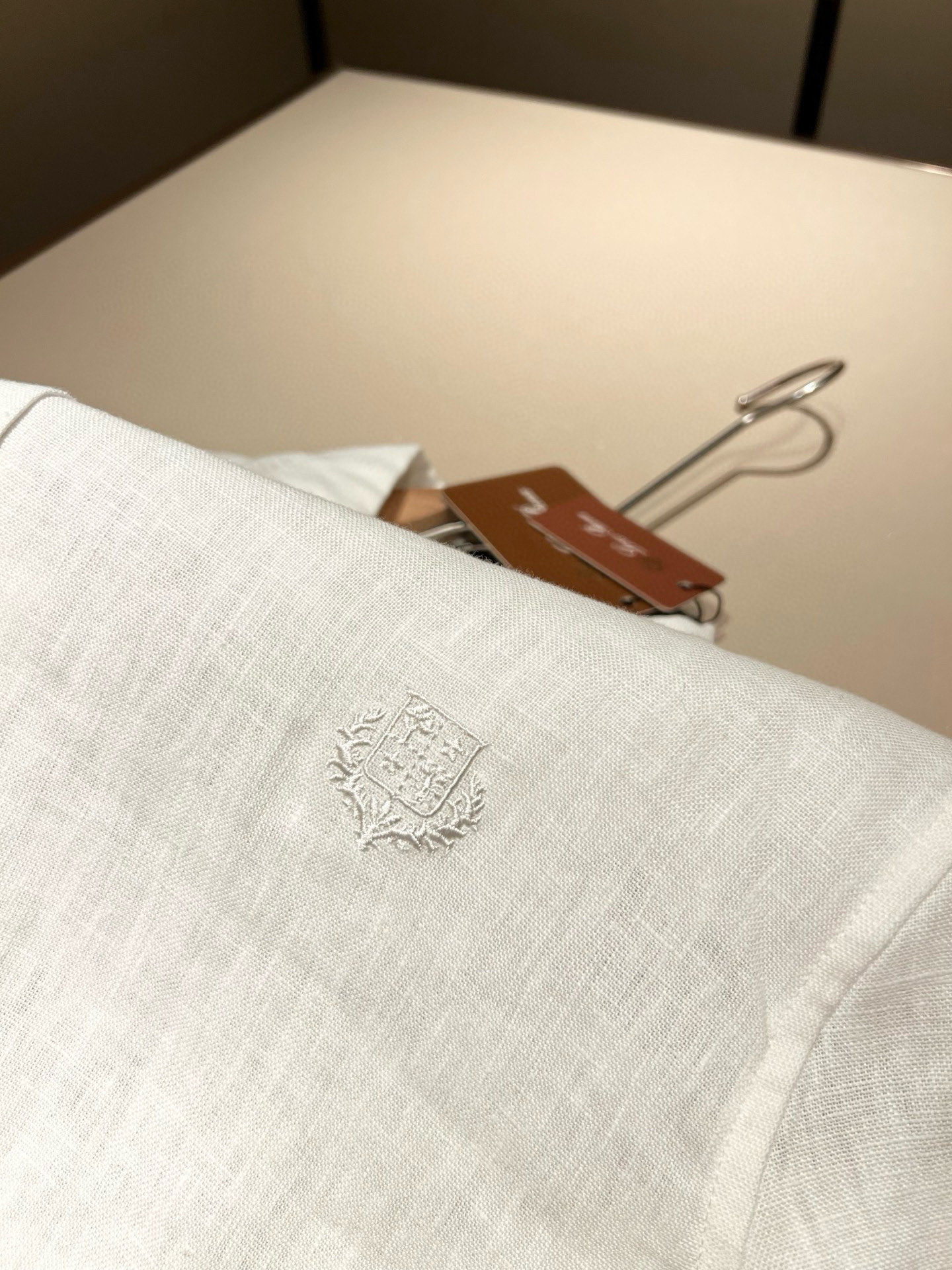 loro Piana诺悠翩雅 2026春夏男士套装，最新的贸易订单全品相！！网红款！上身舒适透气，不僵硬