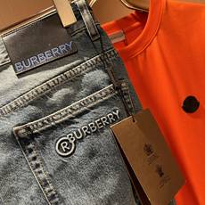 BURBER*Y巴*莉 2026春夏新品男士高端休闲百搭牛仔裤!对于BUR粉丝来说,这样大气的经典设计足 BURBER*Y巴*莉 2026春夏新品男士高端休闲百搭牛仔裤!对于BUR粉丝来说,这样大气的经典设计足