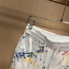 LouisVuitt*路易*登 2026春夏全新系列棉麻套装上线,非常时髦前卫的一款男女同款休闲套装,标 LouisVuitt*路易*登 2026春夏全新系列棉麻套装上线,非常时髦前卫的一款男女同款休闲套装,标