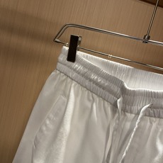 PRAD*A普*达 2026春夏新款休闲棉麻套装,最新款全网独家首上!!~既经典有时尚百搭,谁不爱啊,将 PRAD*A普*达 2026春夏新款休闲棉麻套装,最新款全网独家首上!!~既经典有时尚百搭,谁不爱啊,将