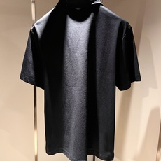 Prad*普*达 2026春夏季新款经典元素短袖Polo衫,经典大方的款式,可以穿十年都还是流行的那种, Prad*普*达 2026春夏季新款经典元素短袖Polo衫,经典大方的款式,可以穿十年都还是流行的那种,