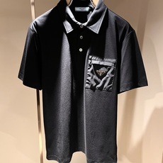 Prad*普*达 2026春夏季新款经典元素短袖Polo衫,经典大方的款式,可以穿十年都还是流行的那种, Prad*普*达 2026春夏季新款经典元素短袖Polo衫,经典大方的款式,可以穿十年都还是流行的那种,