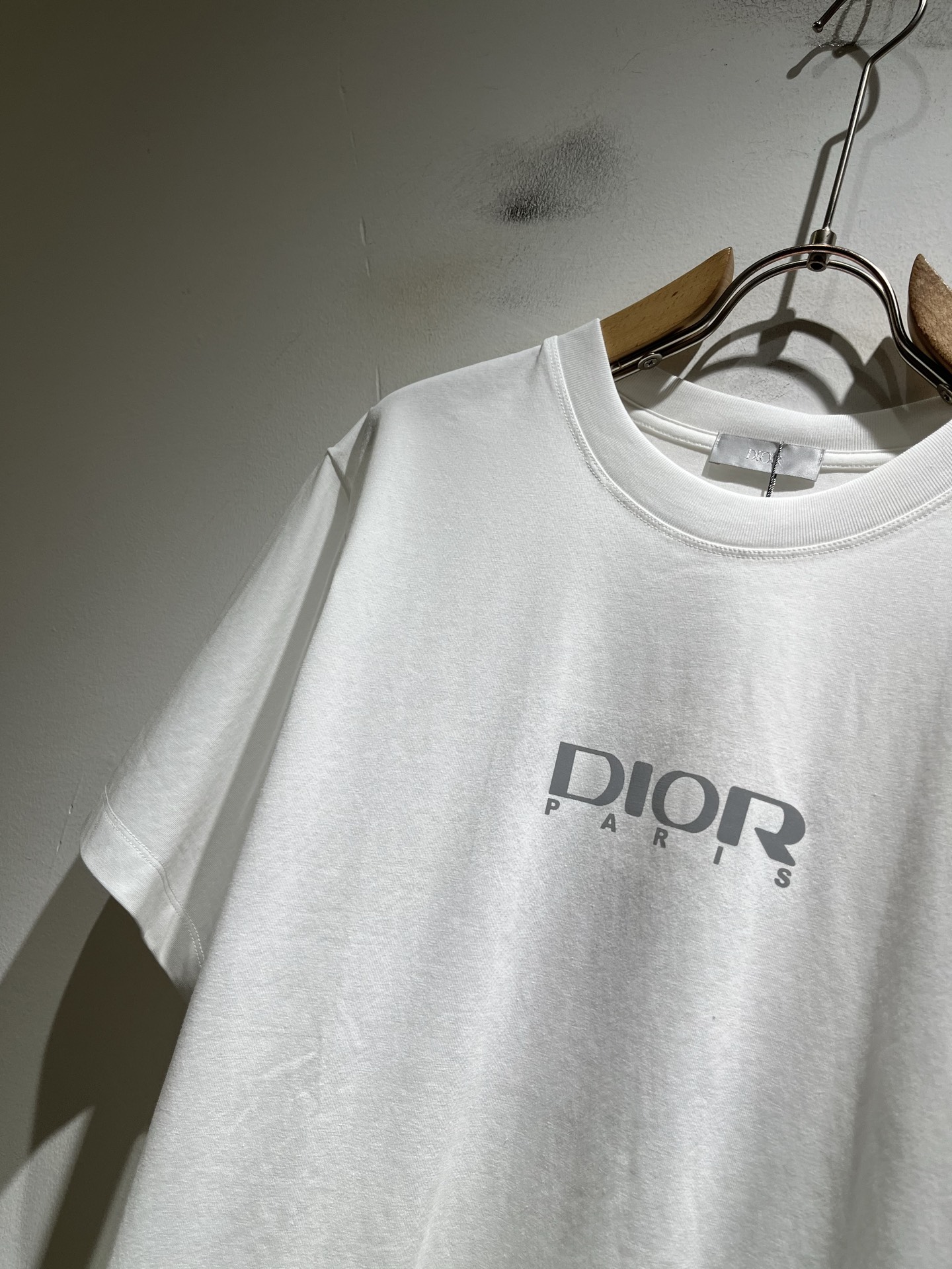 Dio*迪家 2026春夏新款男女同款👫短袖T恤，专柜同步发售！定制专属260克纯棉面料，定制原版工艺螺