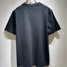 Gucc*古家 2026春夏新款男女同情侣款👫休闲宽松棉质圆领短袖T恤衫!贸易公司渠道稀出,同步官网发售 Gucc*古家 2026春夏新款男女同情侣款👫休闲宽松棉质圆领短袖T恤衫!贸易公司渠道稀出,同步官网发售