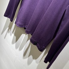 布里奥尼 Brioni 2026春夏男士最新的贸易订单长袖T恤,全品相!!网红款!下摆采用logo图案皮 布里奥尼 Brioni 2026春夏男士最新的贸易订单长袖T恤,全品相!!网红款!下摆采用logo图案皮