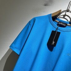 布里奥尼 Brioni 2026春夏男士最新的贸易订单短袖T恤,全品相!!网红款!采用logo图案刺绣设 布里奥尼 Brioni 2026春夏男士最新的贸易订单短袖T恤,全品相!!网红款!采用logo图案刺绣设