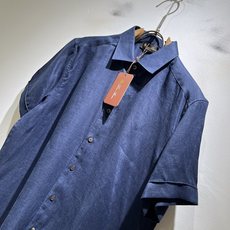 Loro Piana诺悠翩雅 2026春夏男士衬衣,最新的贸易订单全品相!!网红款!上身舒适透气,不僵硬 Loro Piana诺悠翩雅 2026春夏男士衬衣,最新的贸易订单全品相!!网红款!上身舒适透气,不僵硬