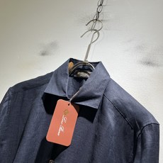 Loro Piana诺悠翩雅 2026春夏男士衬衣,最新的贸易订单全品相!!网红款!上身舒适透气,不僵硬 Loro Piana诺悠翩雅 2026春夏男士衬衣,最新的贸易订单全品相!!网红款!上身舒适透气,不僵硬