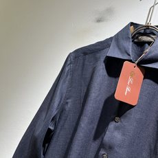 Loro Piana诺悠翩雅 2026春夏男士衬衣,最新的贸易订单全品相!!网红款!上身舒适透气,不僵硬 Loro Piana诺悠翩雅 2026春夏男士衬衣,最新的贸易订单全品相!!网红款!上身舒适透气,不僵硬