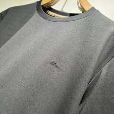 布里奥尼 Brioni 2026春夏男士最新的贸易订单短袖T恤,全品相!!网红款!采用logo图案刺绣设 布里奥尼 Brioni 2026春夏男士最新的贸易订单短袖T恤,全品相!!网红款!采用logo图案刺绣设