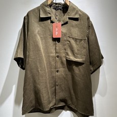 Loro Piana诺悠翩雅 2026春夏男士套装,最新的贸易订单全品相!!网红款!上身舒适透气,不僵硬 Loro Piana诺悠翩雅 2026春夏男士套装,最新的贸易订单全品相!!网红款!上身舒适透气,不僵硬