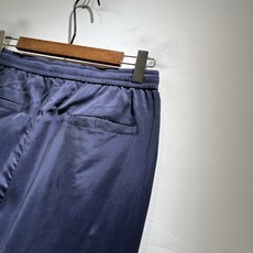 布里奥尼 Brioni 2026春夏新品男士时装款高端休闲裤,香港洋行渠道货,日本原厂出品,纯血统品质, 布里奥尼 Brioni 2026春夏新品男士时装款高端休闲裤,香港洋行渠道货,日本原厂出品,纯血统品质,
