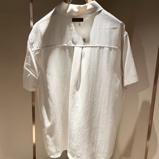 Loro Piana诺悠翩雅 2026春夏男士最新的贸易订单翻领衬衣,全品相!!采用logo皮革图案设计 Loro Piana诺悠翩雅 2026春夏男士最新的贸易订单翻领衬衣,全品相!!采用logo皮革图案设计