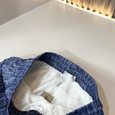 Dio*迪*奥 2026春夏新款男女同款👫休闲抽绳织带休闲短裤,男女同款!搭配老花字母logo设计!时尚 Dio*迪*奥 2026春夏新款男女同款👫休闲抽绳织带休闲短裤,男女同款!搭配老花字母logo设计!时尚