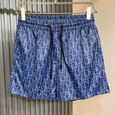 Dio*迪*奥 2026春夏新款男女同款👫休闲抽绳织带休闲短裤,男女同款!搭配老花字母logo设计!时尚 Dio*迪*奥 2026春夏新款男女同款👫休闲抽绳织带休闲短裤,男女同款!搭配老花字母logo设计!时尚