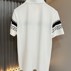 VER**CE范*哲 2026春夏新款新品!贸易渠道订单,美杜莎女王压胶LOGO翻领Polo衫意大利制作 VER**CE范*哲 2026春夏新款新品!贸易渠道订单,美杜莎女王压胶LOGO翻领Polo衫意大利制作