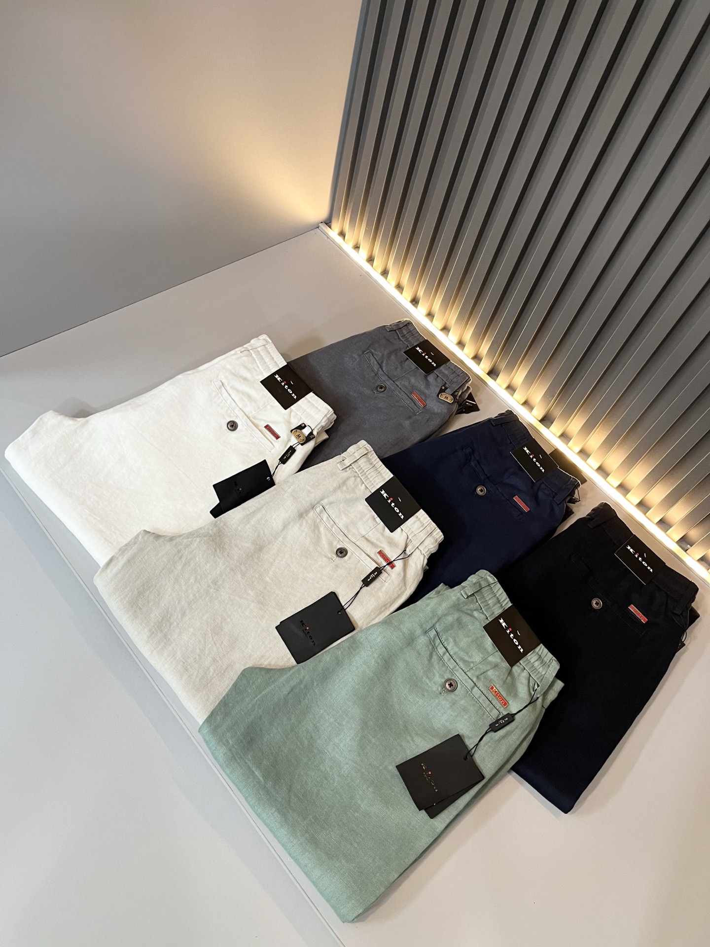 kiton 2026春夏新款男士亚麻休闲裤，男士经典时尚百搭休闲西裤!贸易公司渠道稀出，领先官网发售!衣