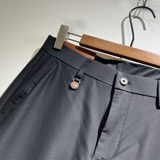 Loro Piana诺悠翩雅 2026春夏新品男士时装款高端休闲裤,香港洋行渠道货,日本原厂出品,纯血统 Loro Piana诺悠翩雅 2026春夏新品男士时装款高端休闲裤,香港洋行渠道货,日本原厂出品,纯血统