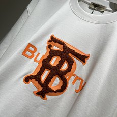 BURBER*Y巴*莉2026春夏新品男女同款👫短袖T恤,重磅来袭,最近比较火热的环保纯棉面料制作而成, BURBER*Y巴*莉2026春夏新品男女同款👫短袖T恤,重磅来袭,最近比较火热的环保纯棉面料制作而成,