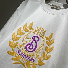 BURBER*Y巴*莉2026春夏新品男女同款👫短袖T恤,重磅来袭,最近比较火热的环保纯棉面料制作而成, BURBER*Y巴*莉2026春夏新品男女同款👫短袖T恤,重磅来袭,最近比较火热的环保纯棉面料制作而成,