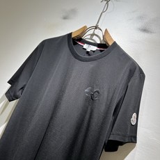 Moncler蒙家 2026春夏最新男女同款👫贸易订单休闲套装,全品相!!网红款!采用logo图案刺绣设 Moncler蒙家 2026春夏最新男女同款👫贸易订单休闲套装,全品相!!网红款!采用logo图案刺绣设