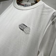 Moncler蒙家 2026春夏最新男女同款👫贸易订单休闲套装,全品相!!网红款!采用logo图案刺绣设 Moncler蒙家 2026春夏最新男女同款👫贸易订单休闲套装,全品相!!网红款!采用logo图案刺绣设