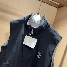 BC-Brunello Cucineli ⚠️双面穿!2026春夏新款男士马甲外套,众多明星都爱穿的时尚 BC-Brunello Cucineli ⚠️双面穿!2026春夏新款男士马甲外套,众多明星都爱穿的时尚