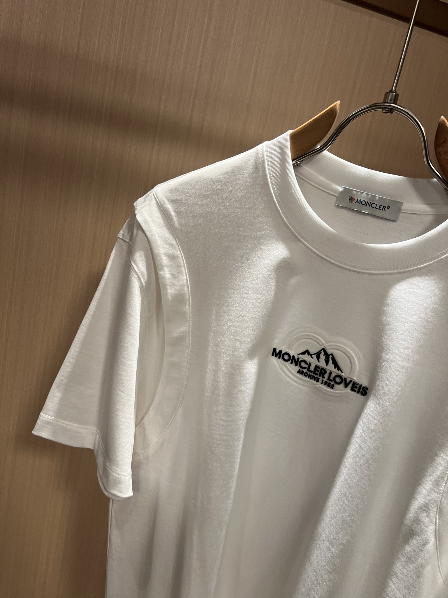 Moncler蒙家 2026春夏最新男女同款👫贸易订单短袖T恤，全品相！！网红款！采用logo图案压胶设