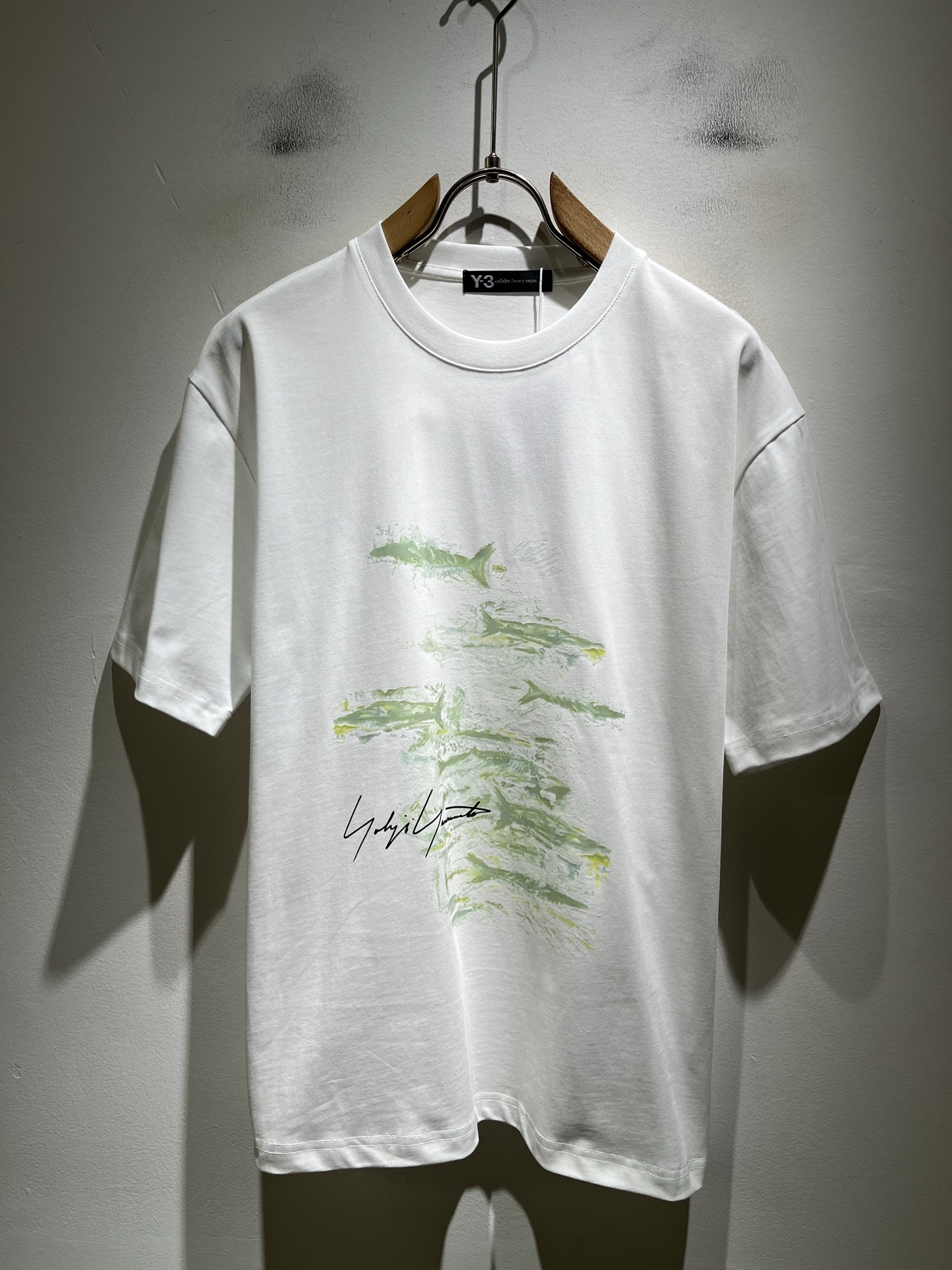 Y- 3山本*耀司 2026春夏新品男女同款👫短袖T恤 ，一面料上身舒适感非常好。炸街必须要拥有它，专柜