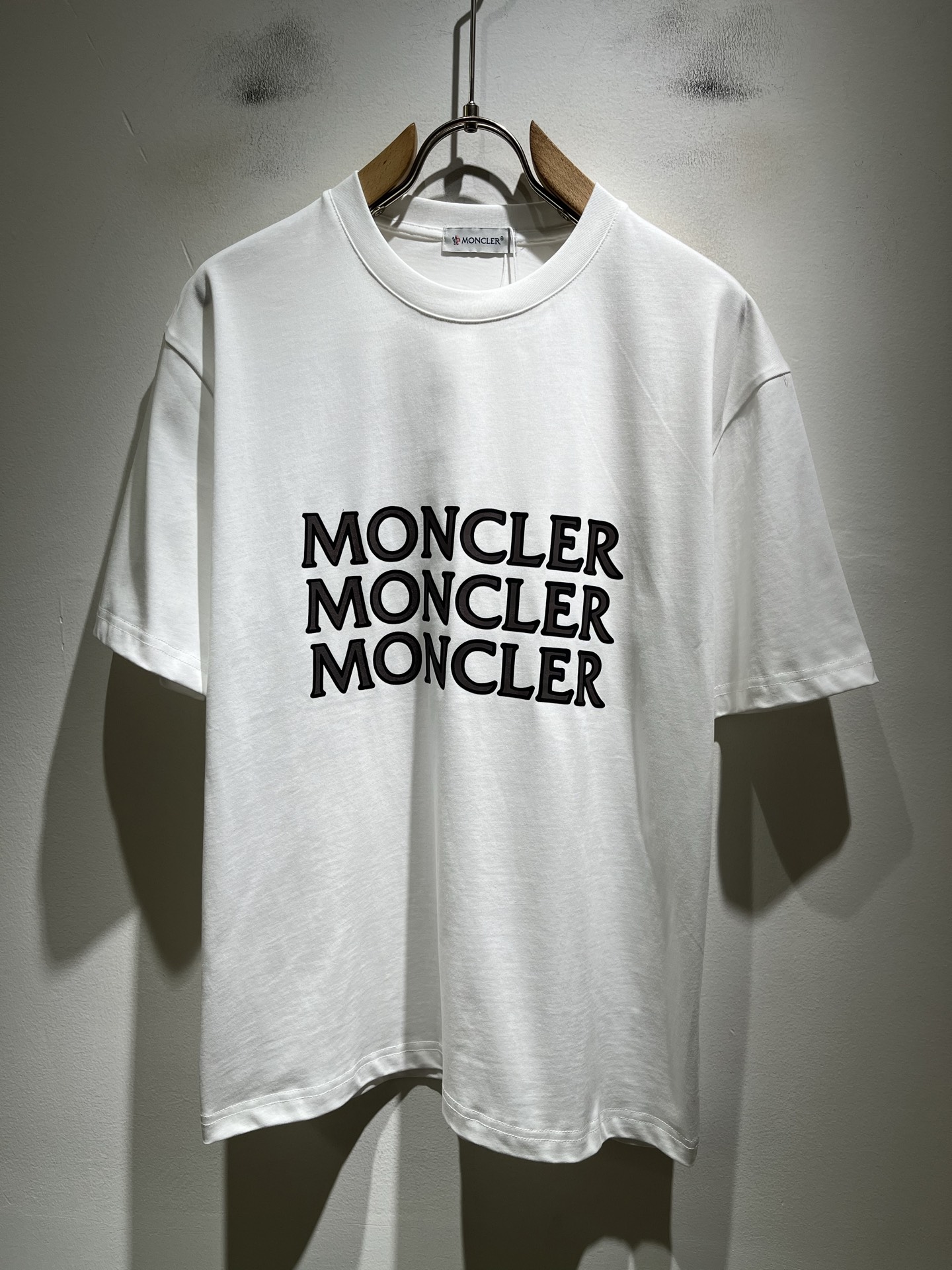 Moncler蒙家 2026春夏最新男女同款👫贸易订单短袖T恤，全品相！！网红款！采用logo图案压胶设