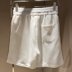 Loro Piana诺悠翩雅 2026春夏男士套装,最新的贸易订单全品相!!网红款!上身舒适透气,不僵硬 Loro Piana诺悠翩雅 2026春夏男士套装,最新的贸易订单全品相!!网红款!上身舒适透气,不僵硬