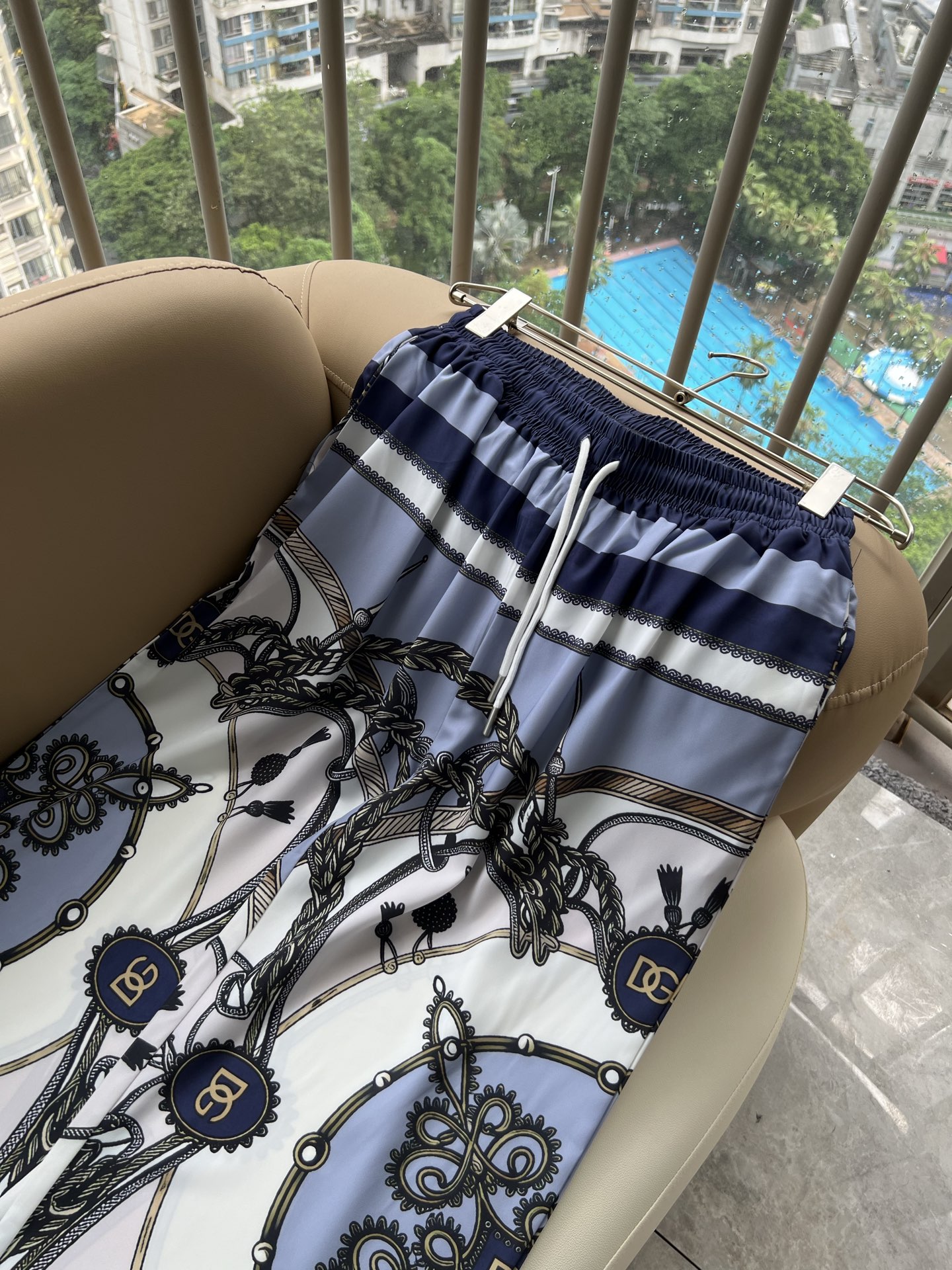 Dolce&Gabba*a 杜嘉*纳2026春夏新款男女同款👫睡衣套装，专柜同步发售！定制专属丝绸棉面料