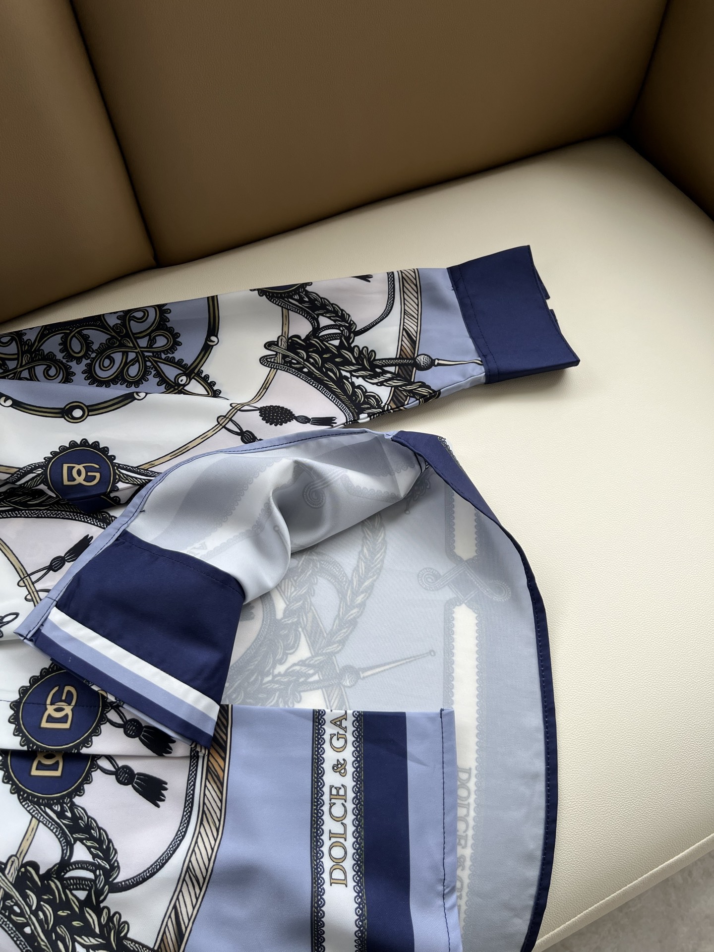 Dolce&Gabba*a 杜嘉*纳2026春夏新款男女同款👫睡衣套装，专柜同步发售！定制专属丝绸棉面料