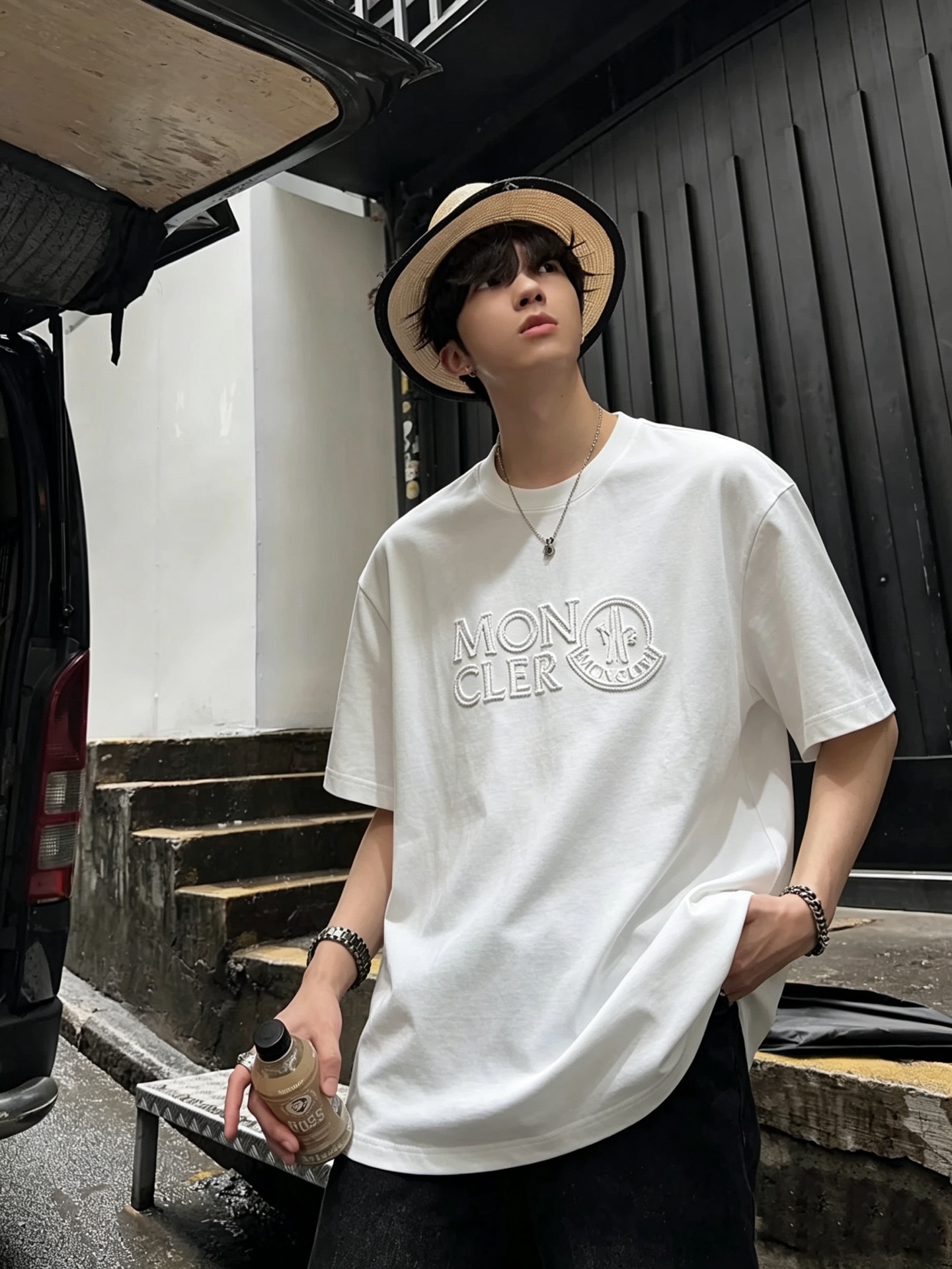 Moncler蒙家 2026春夏最新男女同款👫贸易订单短袖T恤，全品相！！网红款！采用logo图案刺绣设