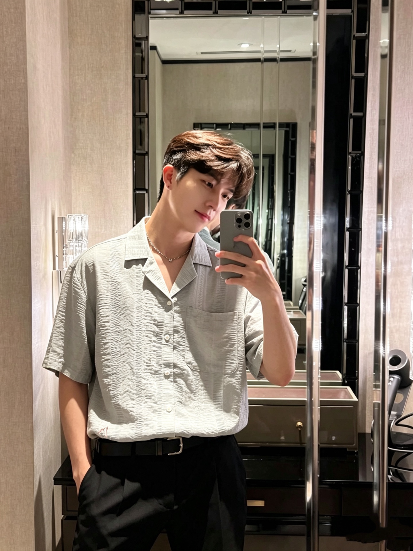 Louis Vuit*on 路易*登 2026春夏新款轻奢男女同款👫衬衣，路易家族的新高端，细节品质永远