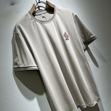 Moncler蒙家 2026春夏最新男女同款👫贸易订单短袖T恤,全品相!!网红款!采用logo图案刺绣徽 Moncler蒙家 2026春夏最新男女同款👫贸易订单短袖T恤,全品相!!网红款!采用logo图案刺绣徽