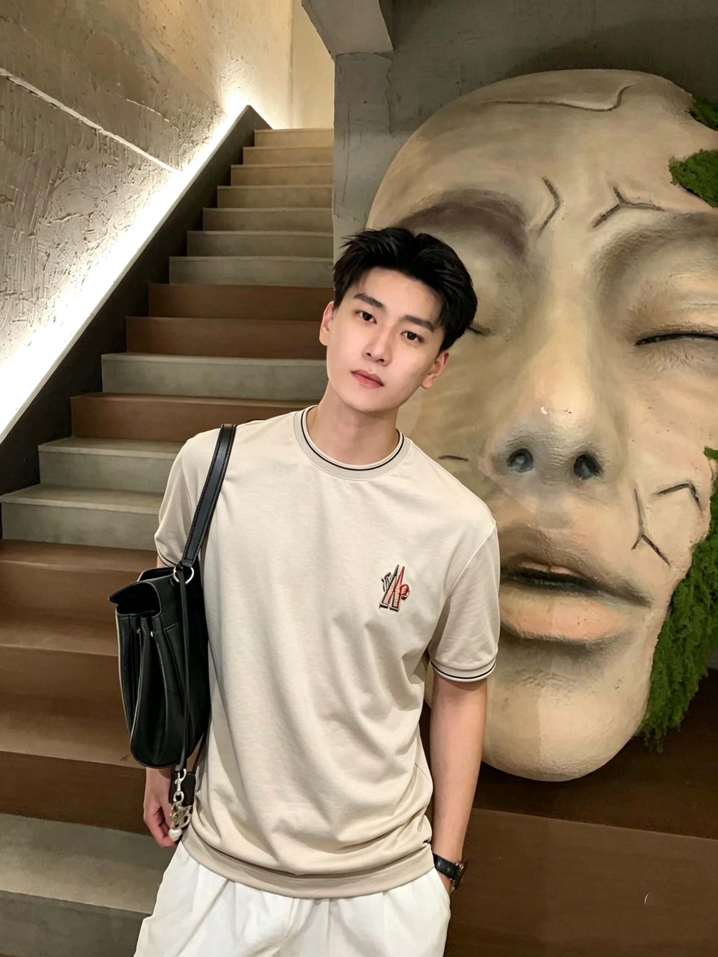 Moncler蒙家 2026春夏最新男女同款👫贸易订单短袖T恤，全品相！！网红款！采用logo图案刺绣徽