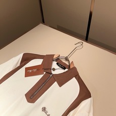 Loro Piana诺悠翩雅 2026春夏男士最新的贸易订单短袖Polo衫,全品相!!定制珠地纯棉面料! Loro Piana诺悠翩雅 2026春夏男士最新的贸易订单短袖Polo衫,全品相!!定制珠地纯棉面料!