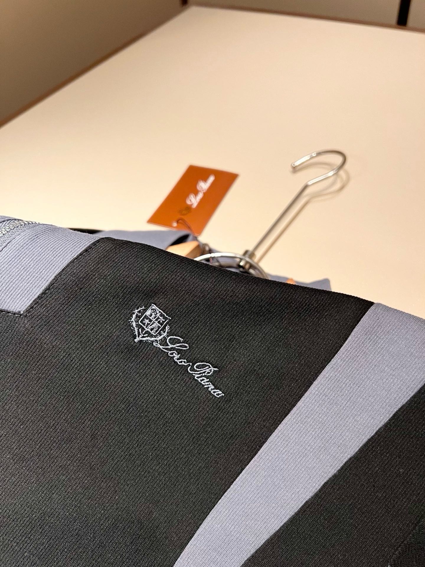 Loro Piana诺悠翩雅 2026春夏男士最新的贸易订单短袖Polo衫，全品相！！定制珠地纯棉面料！